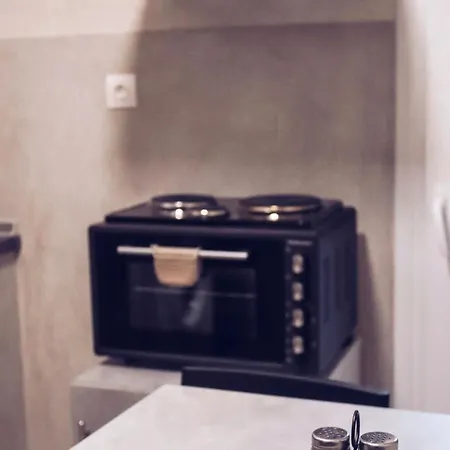 Skg Center Living *